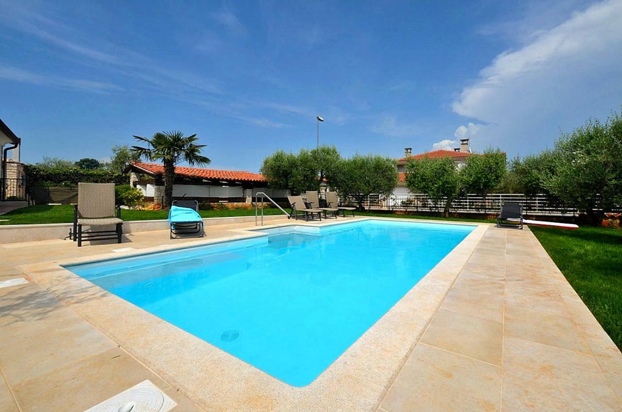 Holiday Home Sverko Novigrad Istria Kültér fotó